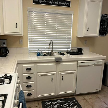 Walking Distance To Stagecoach Indio Exterior foto