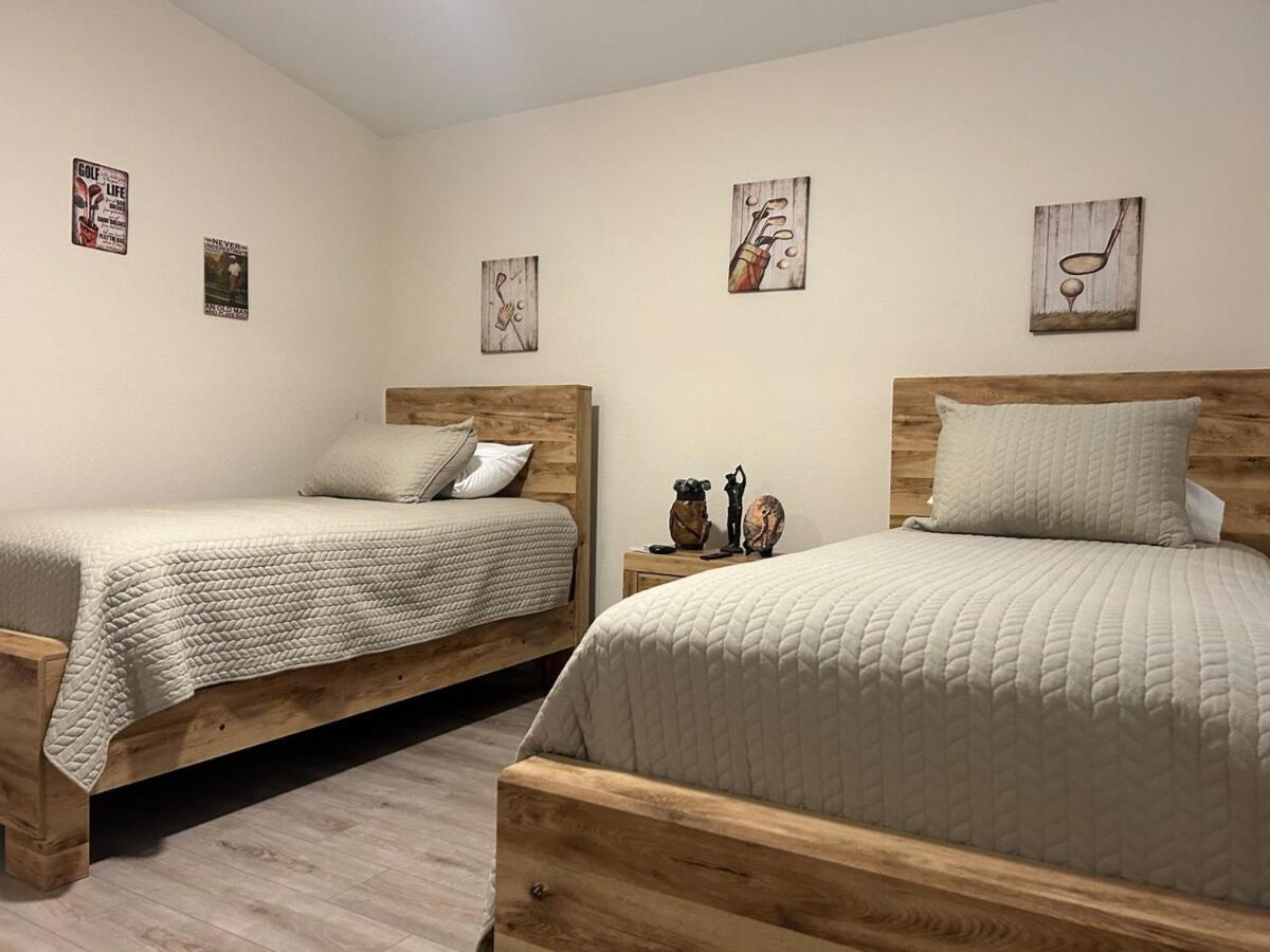 Walking Distance To Stagecoach Indio Exterior foto