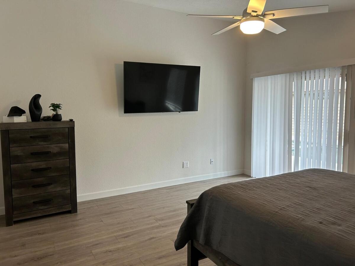 Walking Distance To Stagecoach Indio Exterior foto